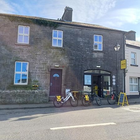 Clonbur House - Two Bedroom Village Apartment Galway Kültér fotó
