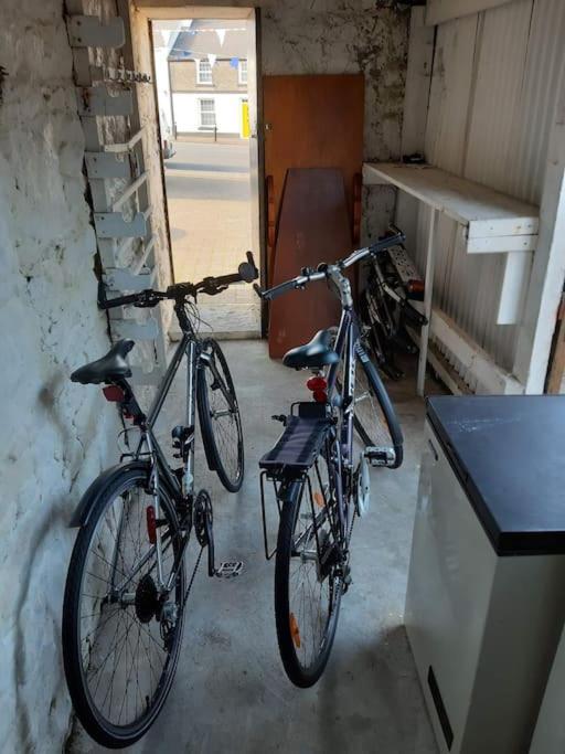 Clonbur House - Two Bedroom Village Apartment Galway Kültér fotó